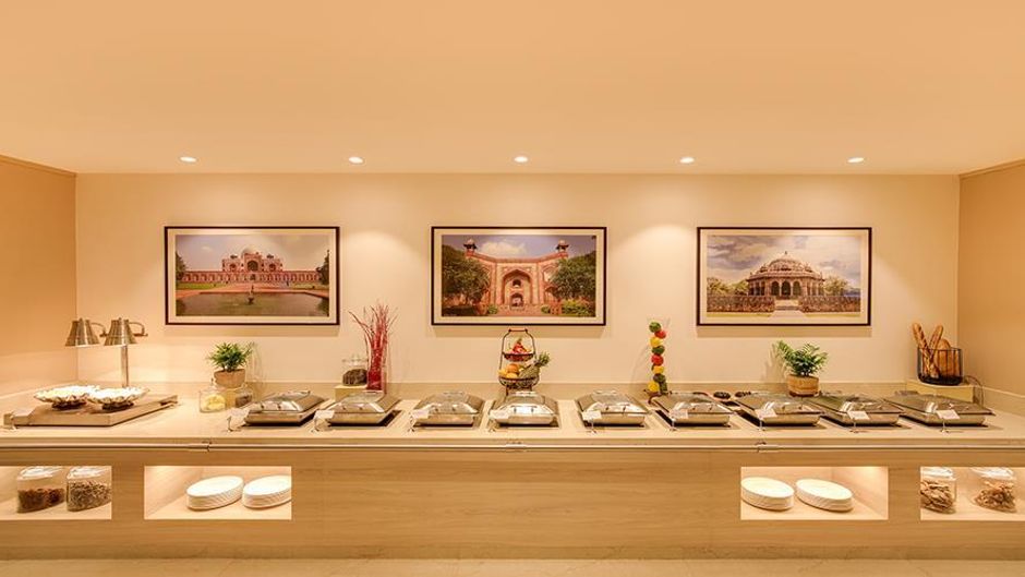 Lemon Tree Premier, Delhi Aerocity Restaurant
