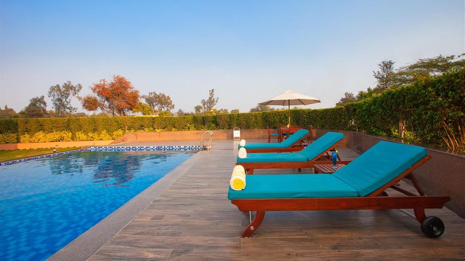 Lemon Tree Hotel, Sohna Road Pool