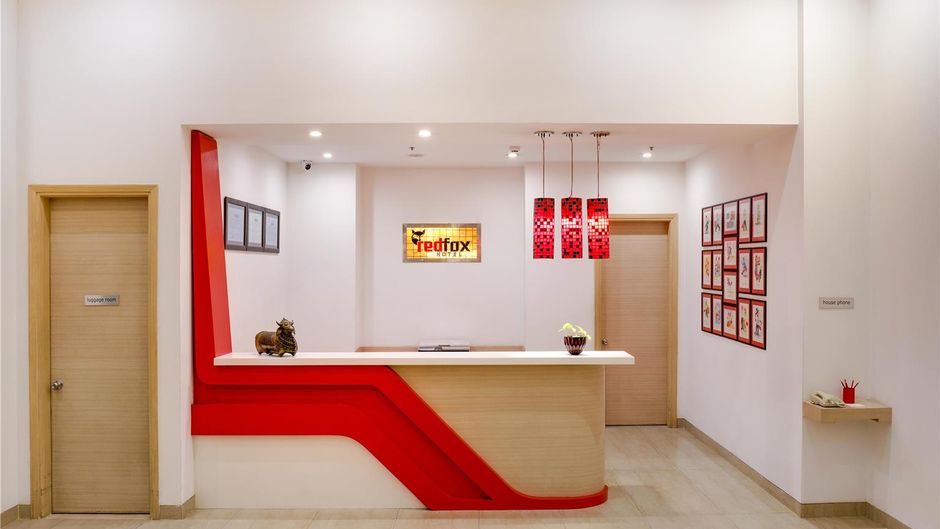 Red Fox by Lemon Tree Hotels, Sector 60 Lobby