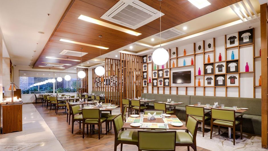 Lemon Tree Hotel Sector 60 Restaurant