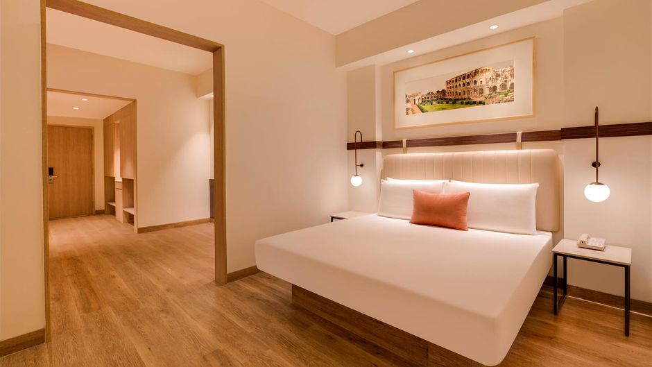 Red Fox Hotel, HITEC City, Hyderabad Suite