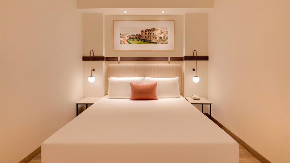 Red Fox Hotel, HITEC City, Hyderabad Suite