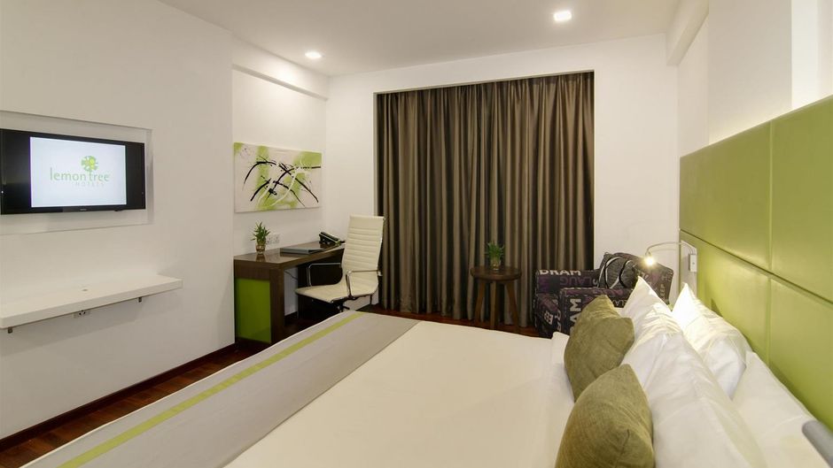 Lemon Tree Hotel Banjara Hills Room