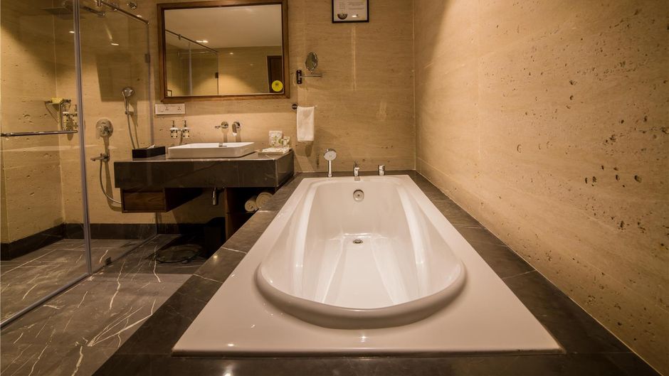 Lemon Tree Hotel Siliguri Suite