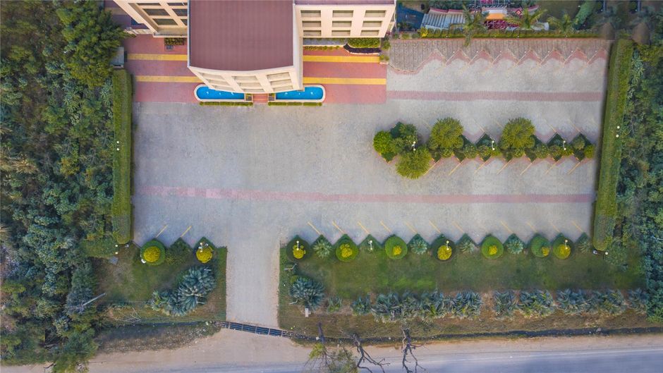 Lemon Tree Hotel Baddi Exterior