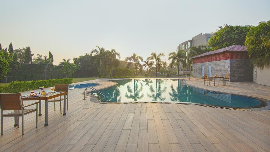 Lemon Tree Hotel Baddi Pool