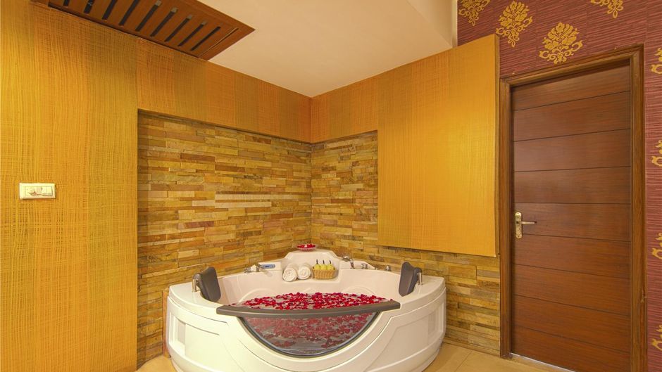 Lemon Tree Hotel Baddi Spa