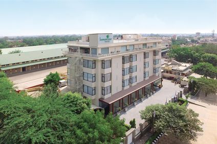 Lemon Tree Hotel Alwar