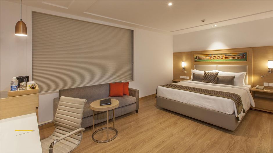 Lemon Tree Hotel, Lucknow Room