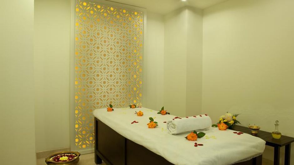 Lemon Tree Hotel Shimona Spa