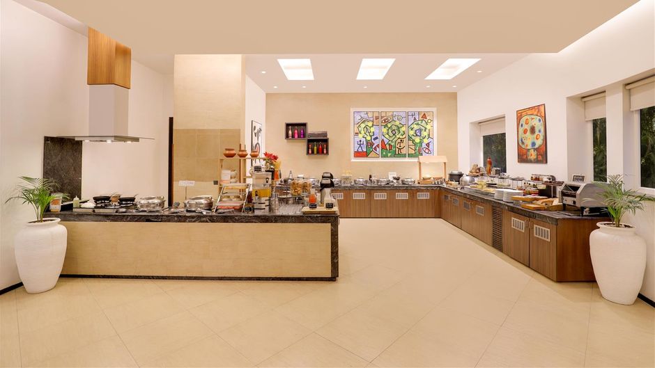 Lemon Tree Hotel, Hinjawadi Restaurant