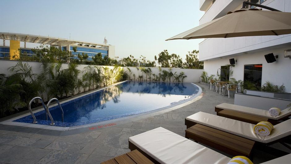Lemon Tree Hotel, Hinjawadi Pool