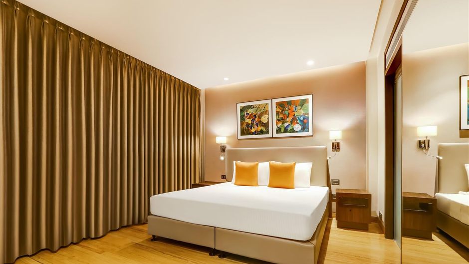 Lemon Tree Hotel, Viman Nagar Room