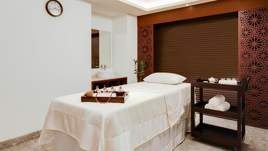 Lemon Tree Premier Vijayawada Spa