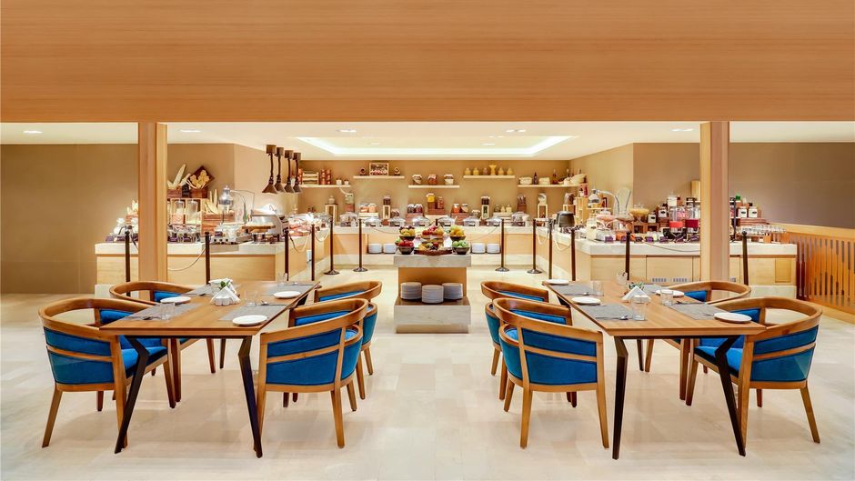 Lemon Tree Premier Vijayawada Restaurant