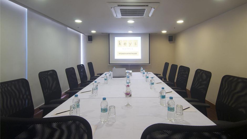 Keys Select By Lemon Tree Hotels Meeting