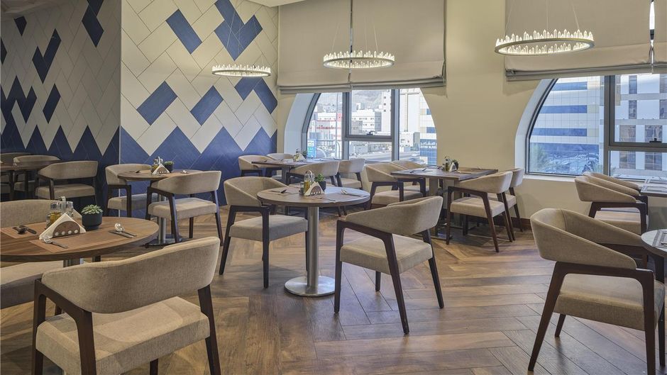 DoubleTree Aziziyah Restaurant