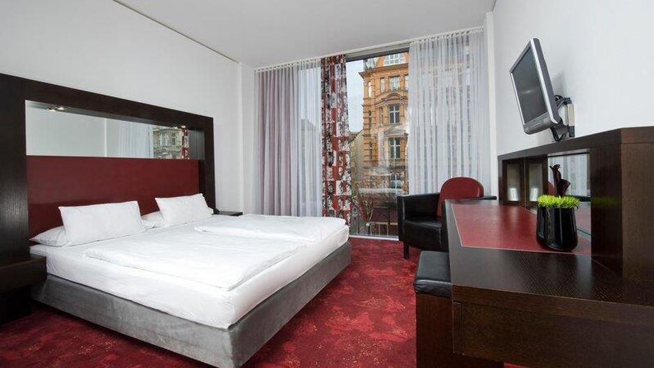 Arcotel Velvet Room
