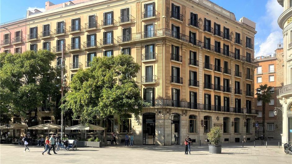 Lamaro Hotel Exterior