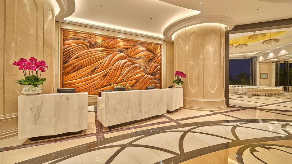 DoubleTree Hilton Sanya Bay Lobby