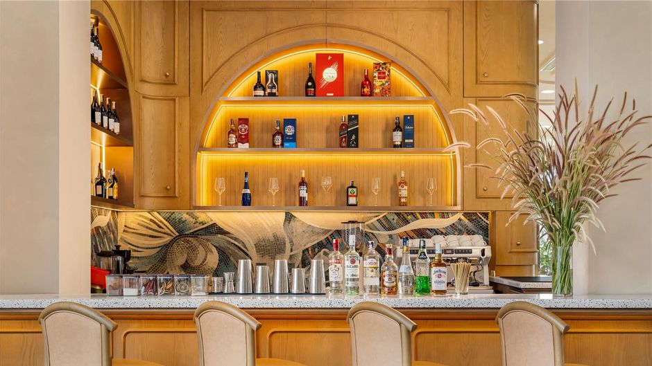 Costamigo Phan Thiet, BW Premier Restaurant