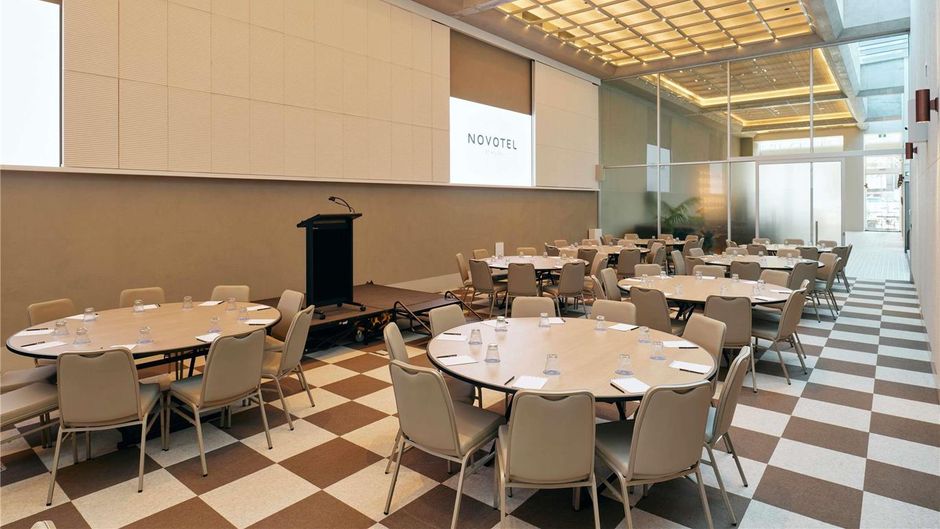Novotel St Kilda Meeting