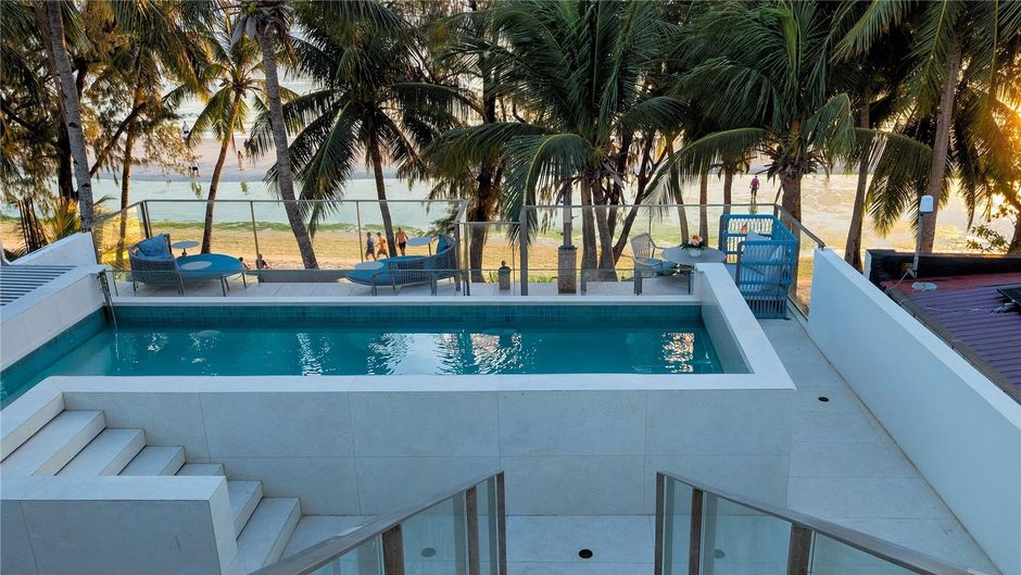 Henann Palm Beach Resort Pool