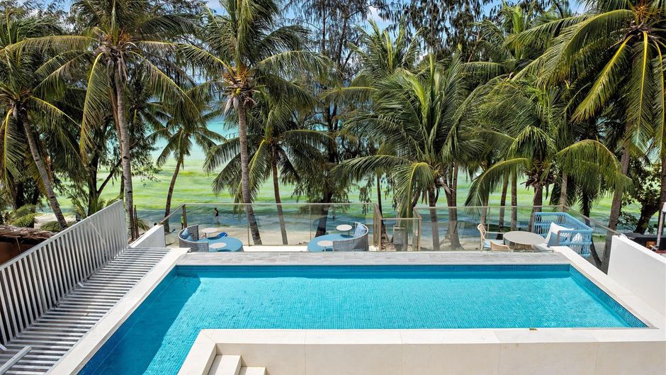 Henann Palm Beach Resort Pool