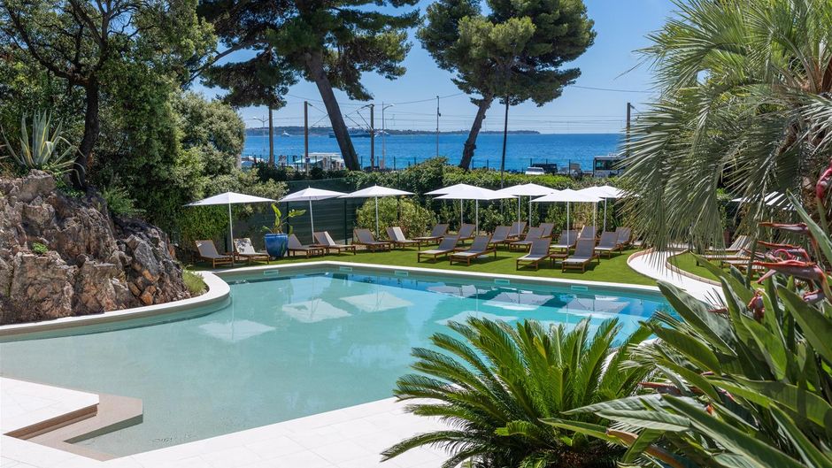 Radisson Hotel Cannes Seaside Pool