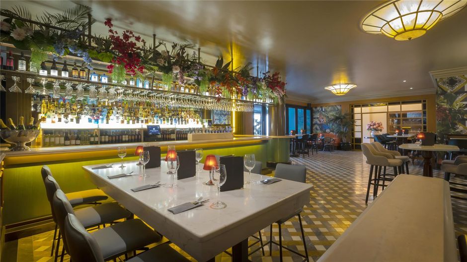 Victoria Hotel Restaurant