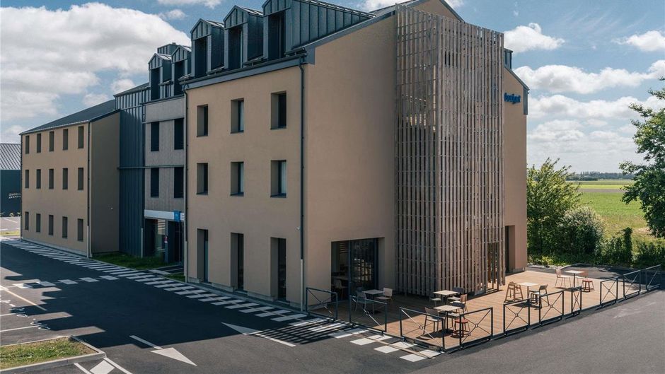 ibis budget Pontorson Baie du Mont-Saint Exterior