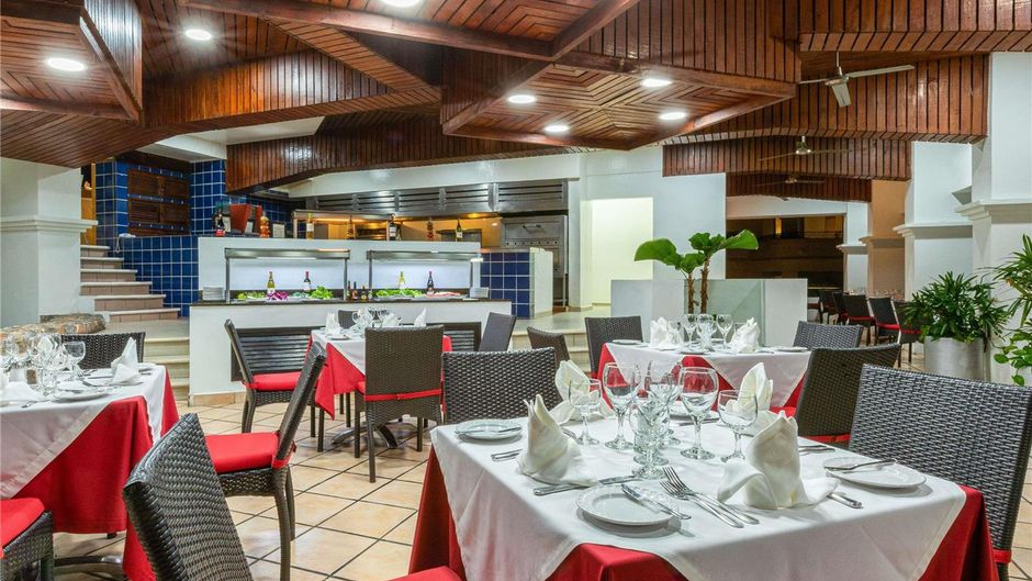 Park Royal Huatulco Restaurant
