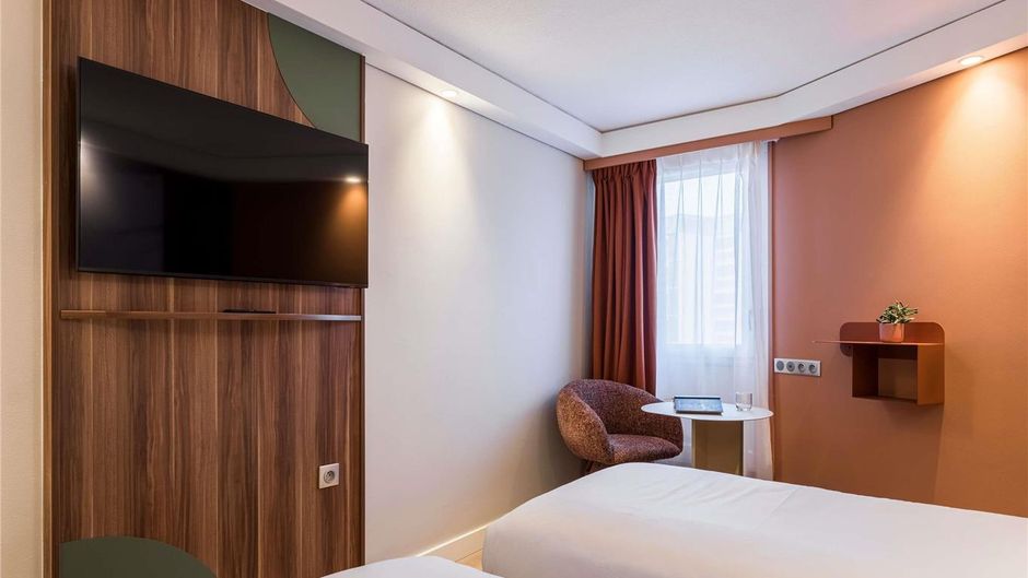 Ibis Styles Annecy Le Vieux Room
