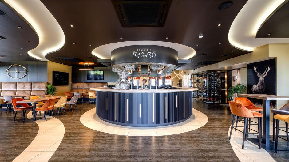HOTEL BRASSERIE LE 830 Restaurant
