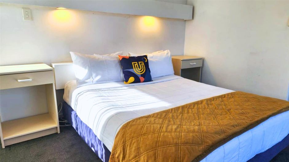 U Studios Paraparaumu, SureStay Coll Suite