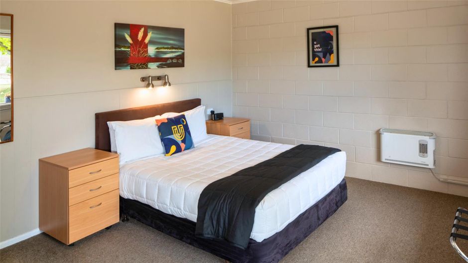 U Studios Masterton, SureStay Coll Room