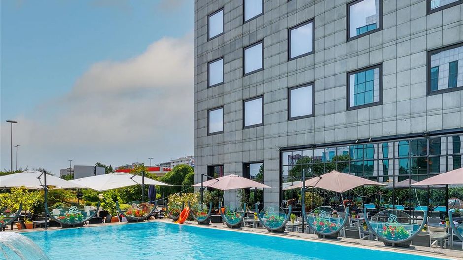 IH Hotels Milano Lorenteggio Pool
