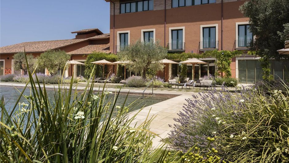 Hotel Peralada Wine, Spa and Golf Pool