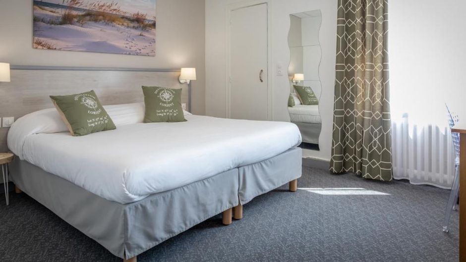 Rex Hotel Room