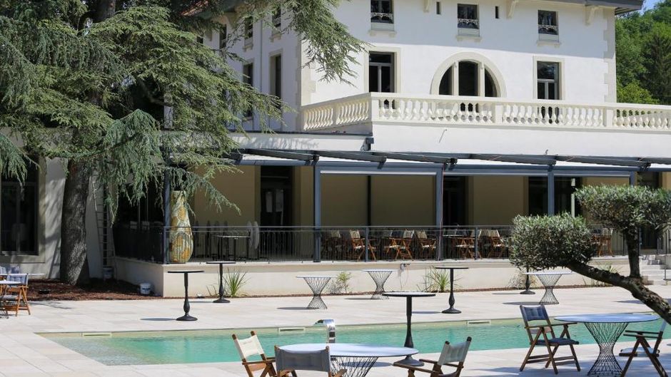 HOTEL SEQUOIAS Exterior