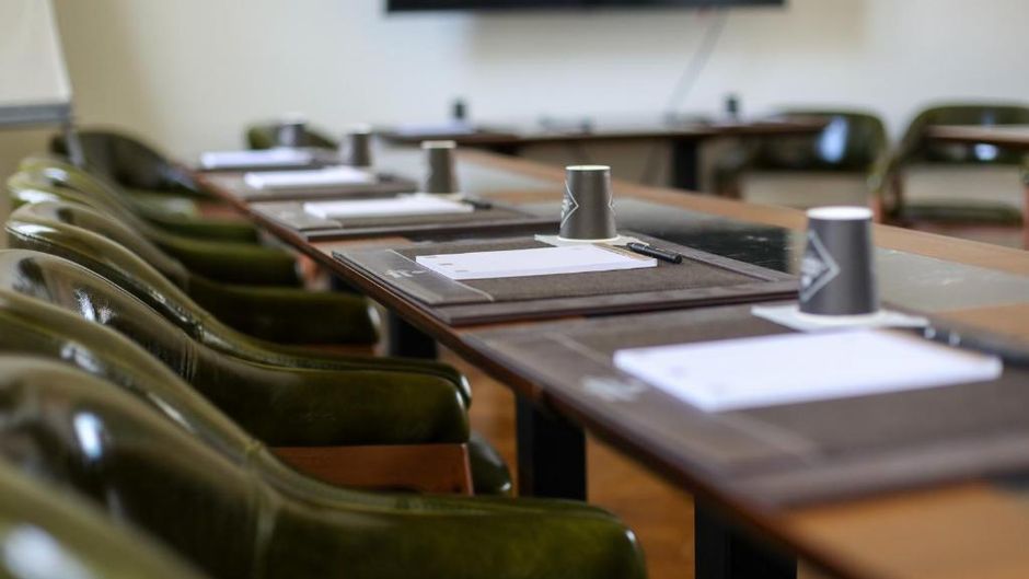 HOTEL SEQUOIAS Meeting