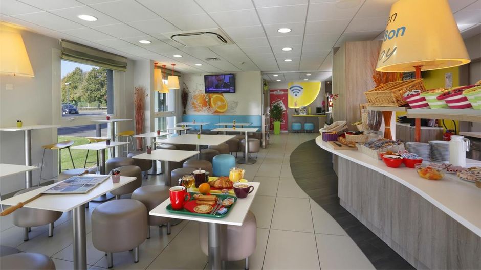 First Inn Hotel Restaurant