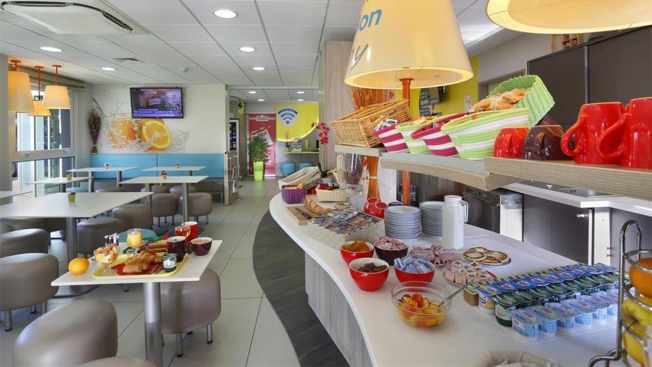 First Inn Hotel Restaurant