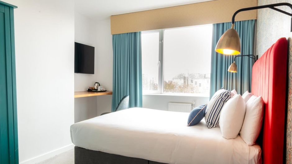Queens Hotel & Spa Room