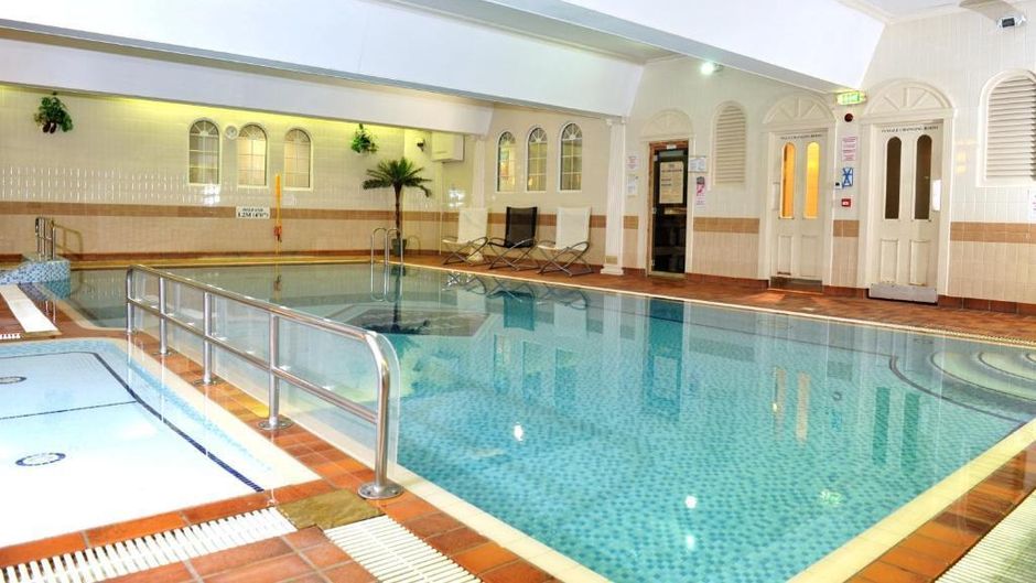Queens Hotel & Spa Pool
