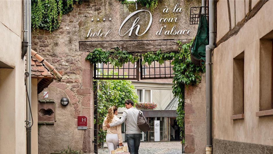 La Cour d'Alsace Hotel-Restaurant Exterior