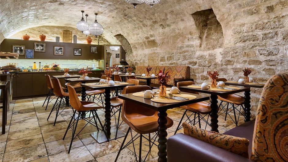 R Kipling Hotel Restaurant