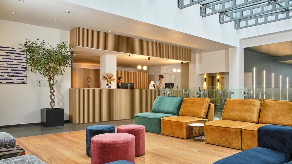 Aqua Hotel Brussels Lobby
