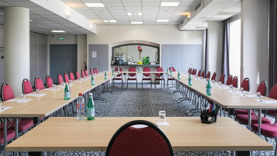 Hotel Birdy by Happy Culture Meeting