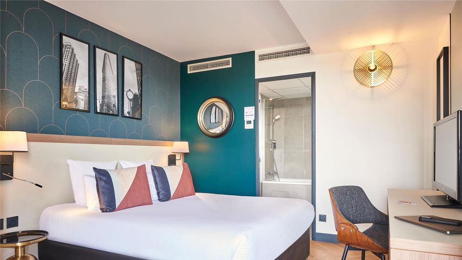HC Gatsby Hotel & Restaurant Room